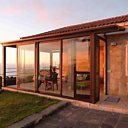 Finca-panoramica-teidemar-3-schlafzimmer-baeder-tolle-fernsicht-gaerten-pool-grill-und-parkplatz *