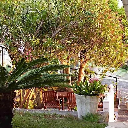 Finca-panoramica-teidemar-3-schlafzimmer-baeder-tolle-fernsicht-gaerten-pool-grill-und-parkplatz Holiday home Santa Ursula (Tenerife)