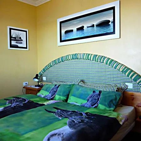 Finca-panoramica-teidemar-3-schlafzimmer-baeder-tolle-fernsicht-gaerten-pool-grill-und-parkplatz Holiday home Santa Ursula (Tenerife)