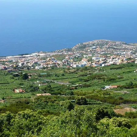 Finca-panoramica-teidemar-3-schlafzimmer-baeder-tolle-fernsicht-gaerten-pool-grill-und-parkplatz Santa Úrsula